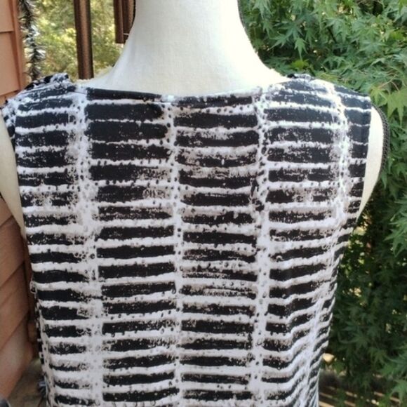 Worthington Stretch Top - Picture 6 of 10